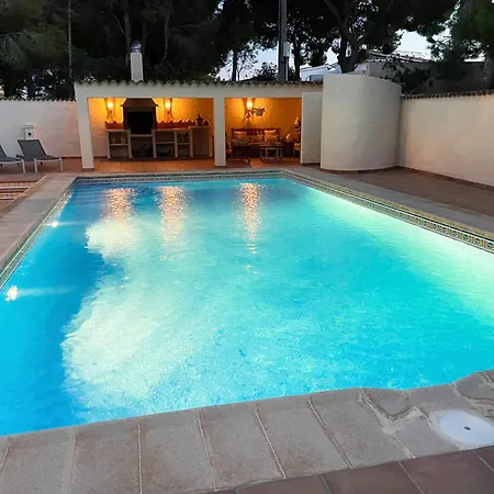 Сasa de vacaciones Con Piscina En